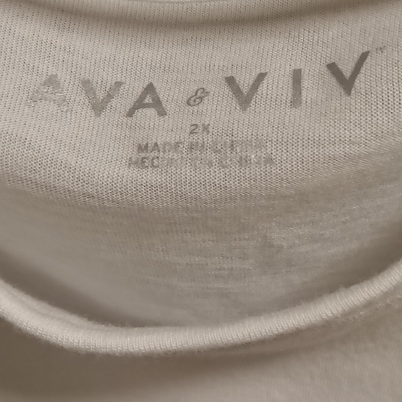 FINAL PRICE AVA & VIV white pleated and embroidered short sleeve blouse Size 2X - Picture 1 of 3